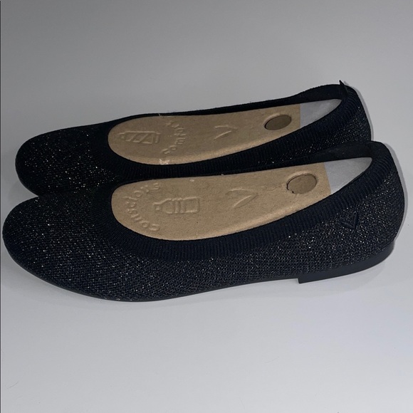 Vivaia Claire Round Toe Ballet Flat Black size 39 8.5 Washable Comfortable shoes - Picture 4 of 9